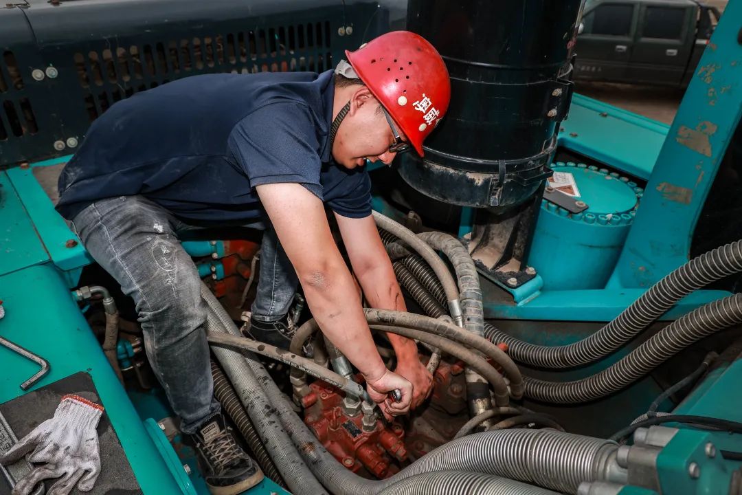 致敬！守护矿山的“龙8头号玩家卫士”