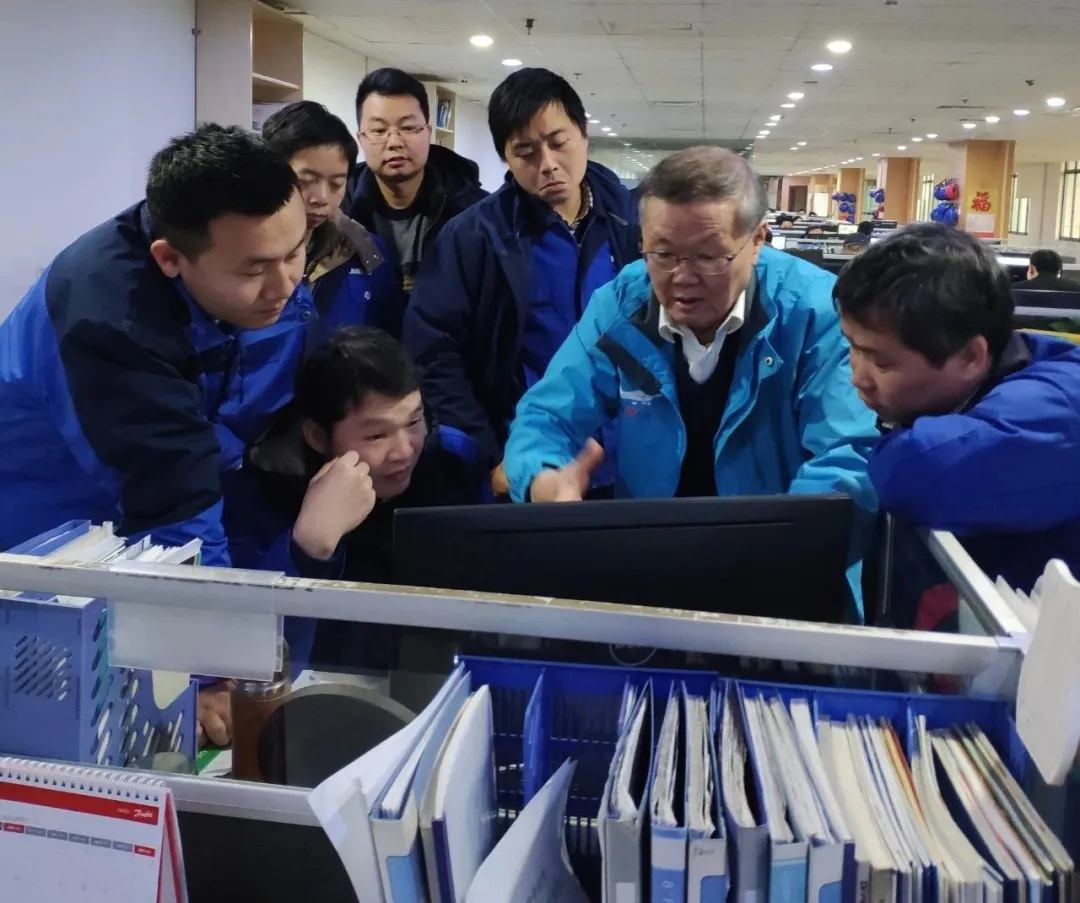 媒体聚焦 | 龙8头号玩家智能董事长、首席专家何清华：切记总书记嘱托 施展先导式立异优势 走高质量生长蹊径