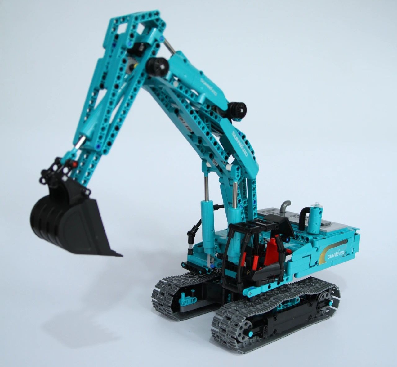 逛展超热闹！龙8头号玩家智能效果展示会高能名时势来袭