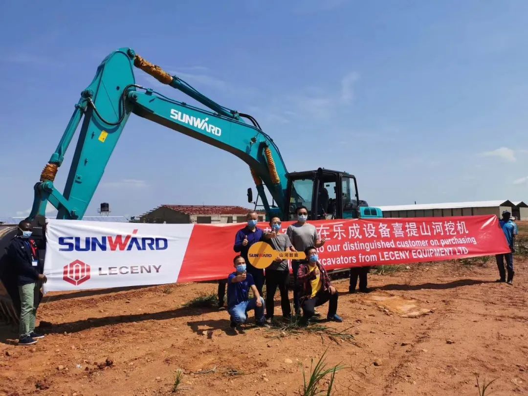 亮相中非经贸展览会！龙8头号玩家智能尽展工程机械国产品牌魅力