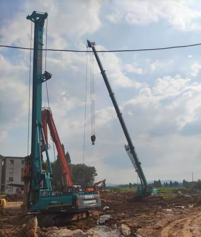 创富故事 | 十年桩基所向披靡！他打造了一支龙8头号玩家智能“施工天团”