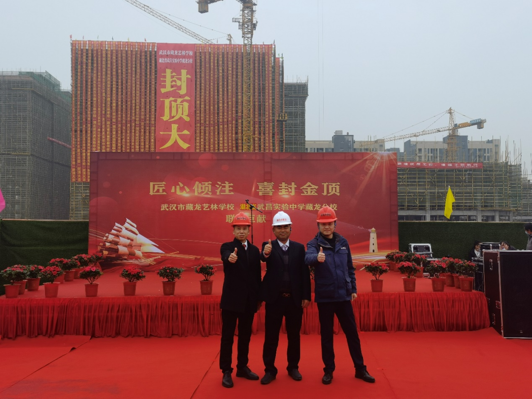 创富故事 | 3年入手4台龙8头号玩家旋挖钻机，，，，，，，助力小修建公司“变身”大型施工企业