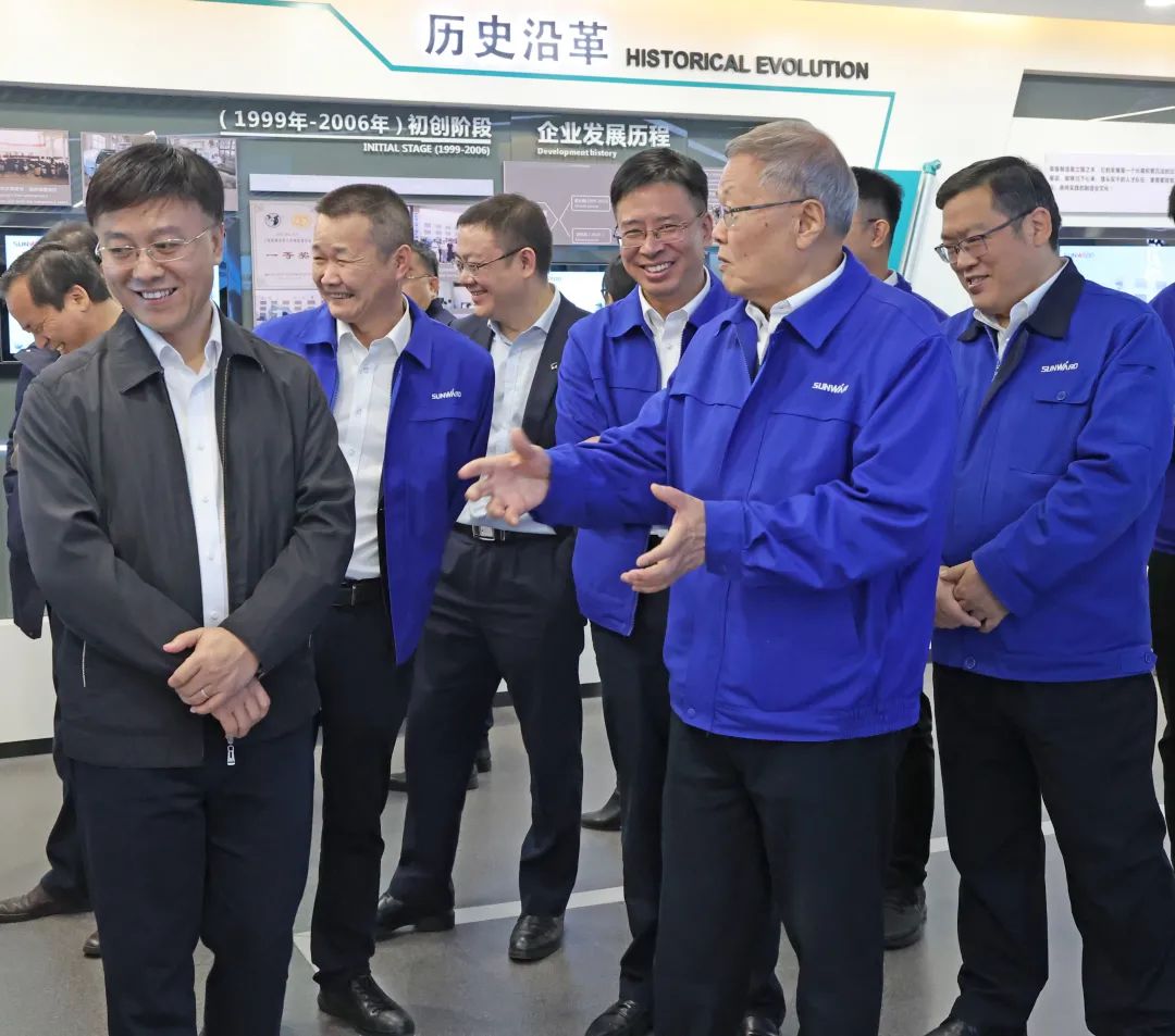 广州工控总司理景广军调研龙8头号玩家智能