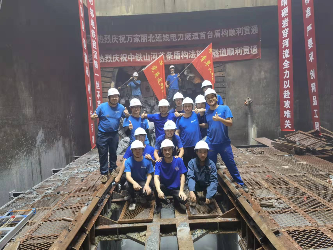 历时424天，，，，，，，，创下最高纪录！万家丽快速化刷新北延线（含电力隧道）全线意会