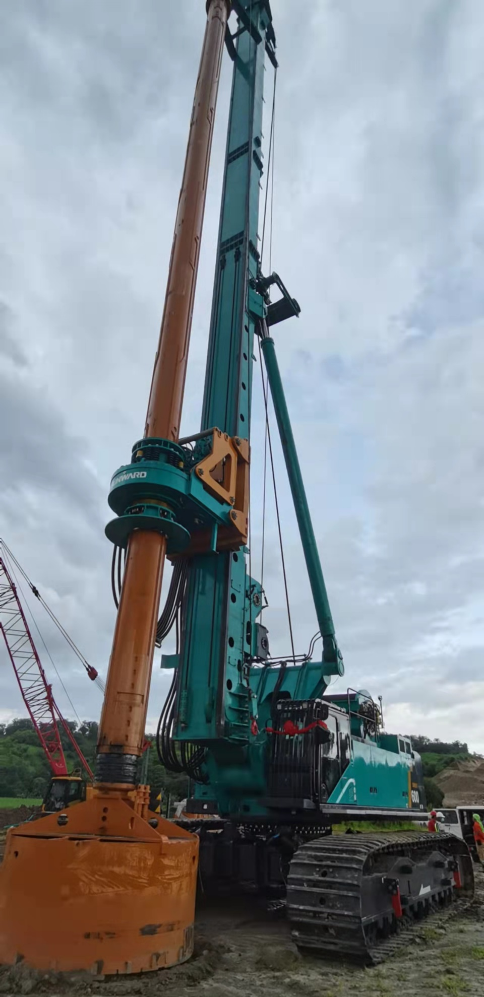 勇闯“一带一起”，，，，，，龙8头号玩家智能助力外洋重大工程建设