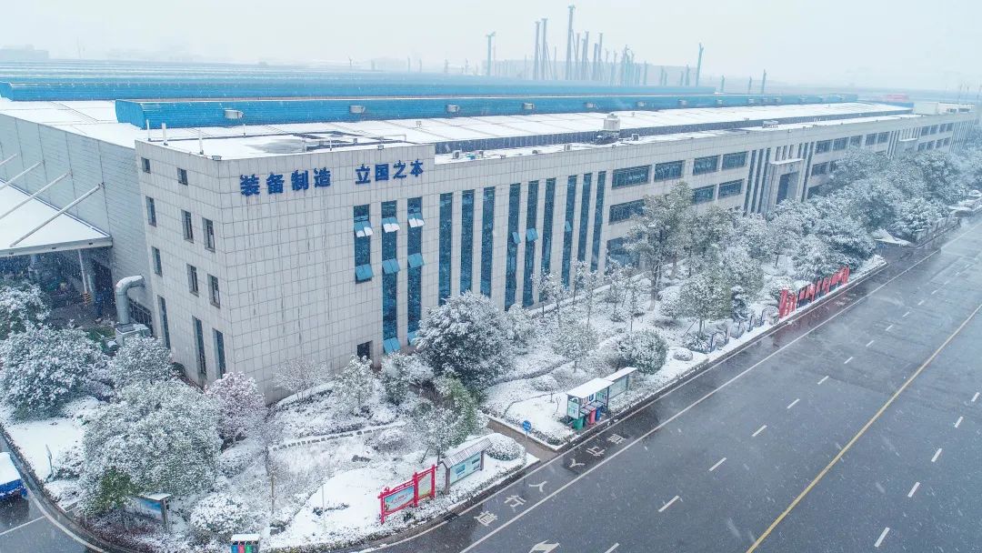 瑞雪兆有年，，，，，邀您共赏雪中龙8头号玩家！