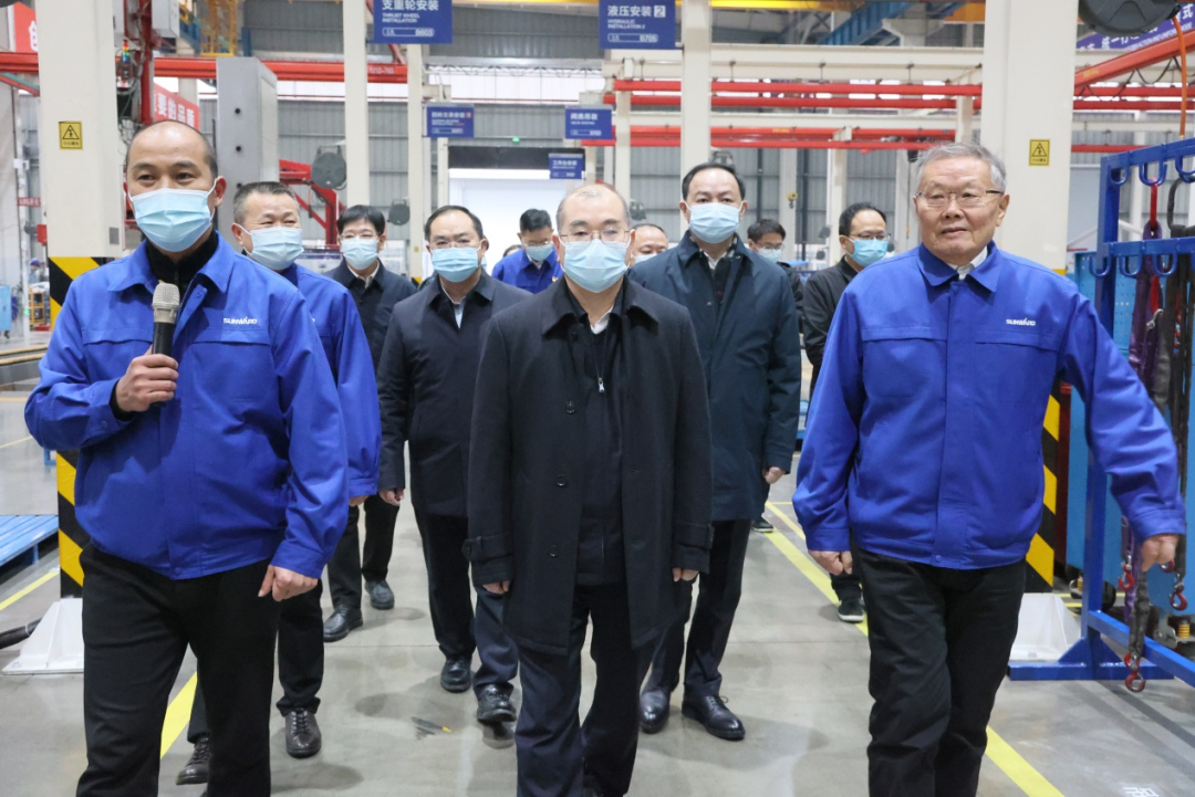 朱国贤调研龙8头号玩家智能：在推动高质量生长上闯出新路子