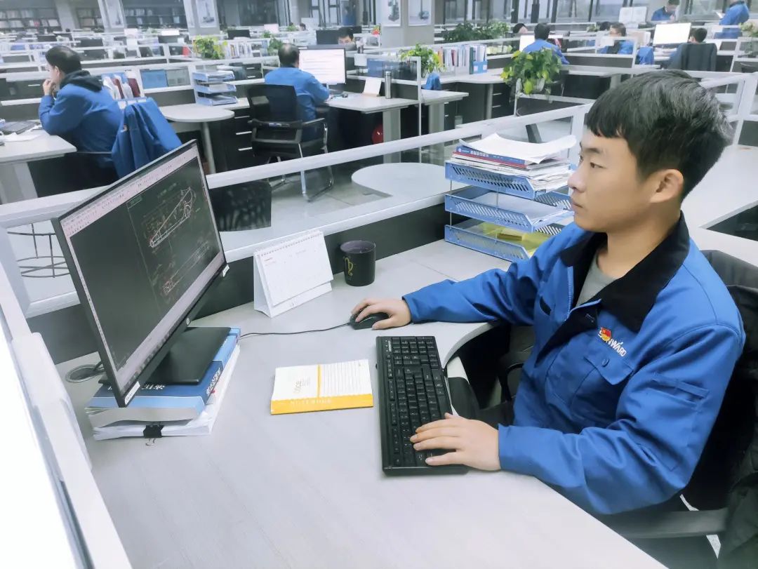 你好 2022！再见 2021！我与龙8头号玩家智能共生长