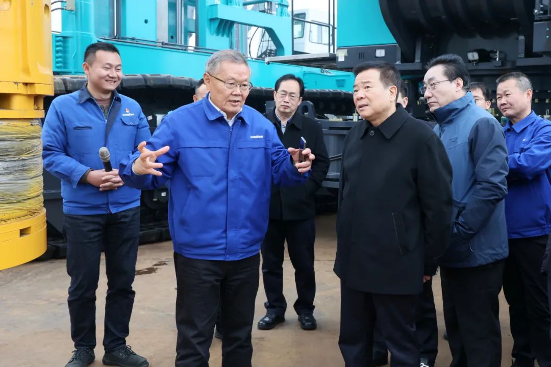 湖南省副省长陈飞调研龙8头号玩家智能