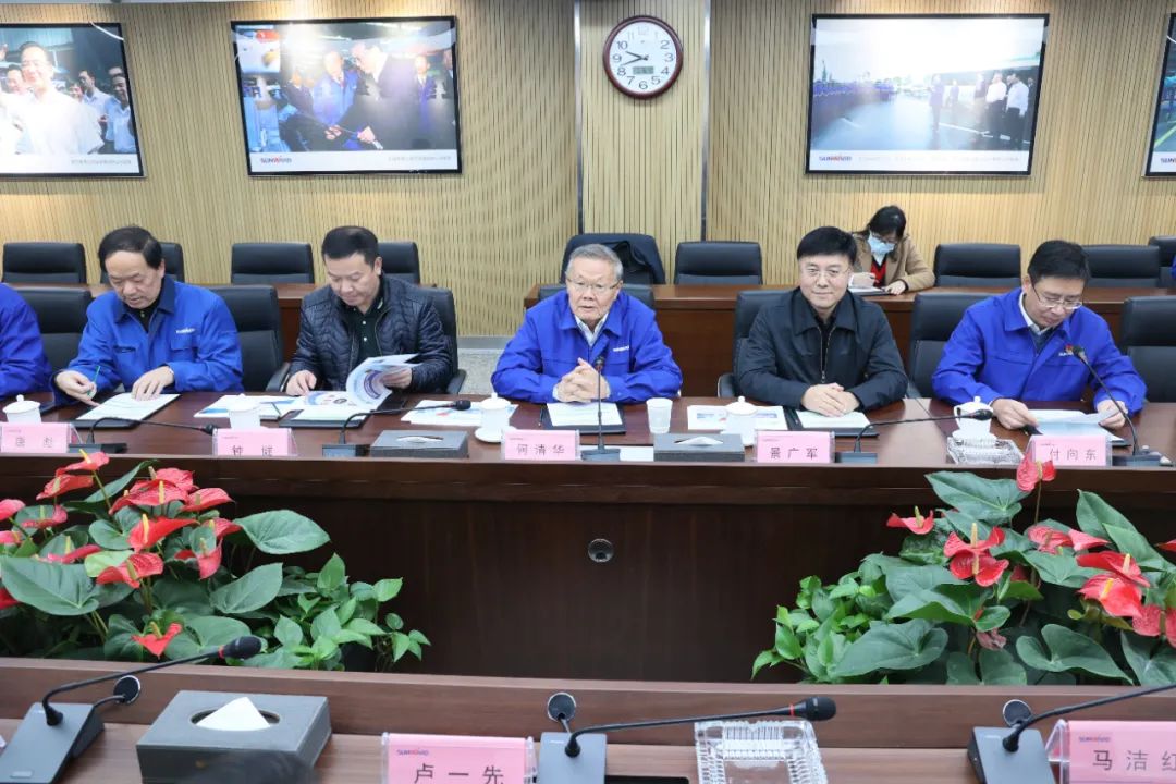 卢一先考察调研龙8头号玩家智能