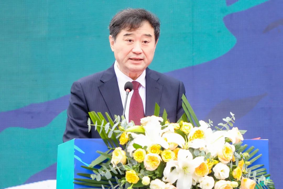 多款产品问鼎天下之最！龙8头号玩家智能地下工程装备全球宣布会乐成举行