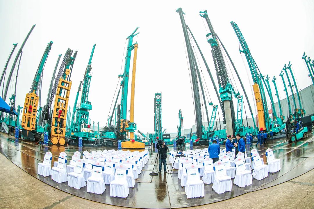 多款产品问鼎天下之最！龙8头号玩家智能地下工程装备全球宣布会乐成举行