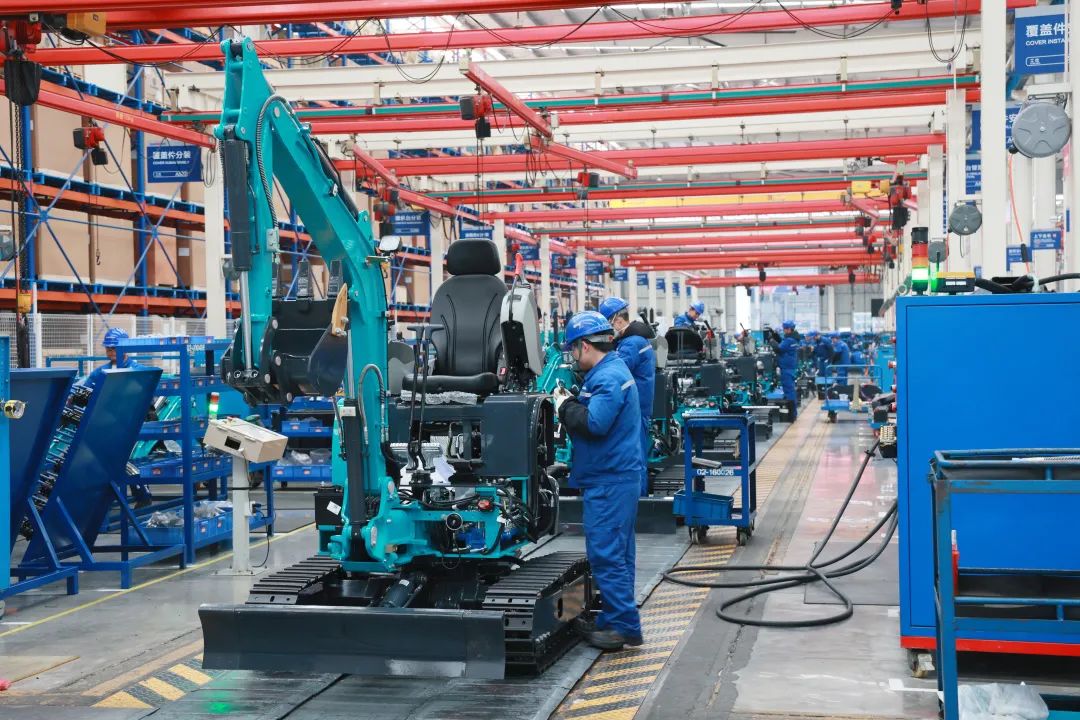 向着冲耀眼标全力以赴！龙8头号玩家智能正式开工