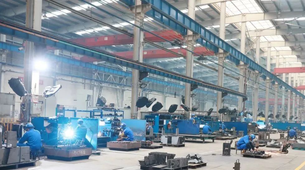 向着冲耀眼标全力以赴！龙8头号玩家智能正式开工