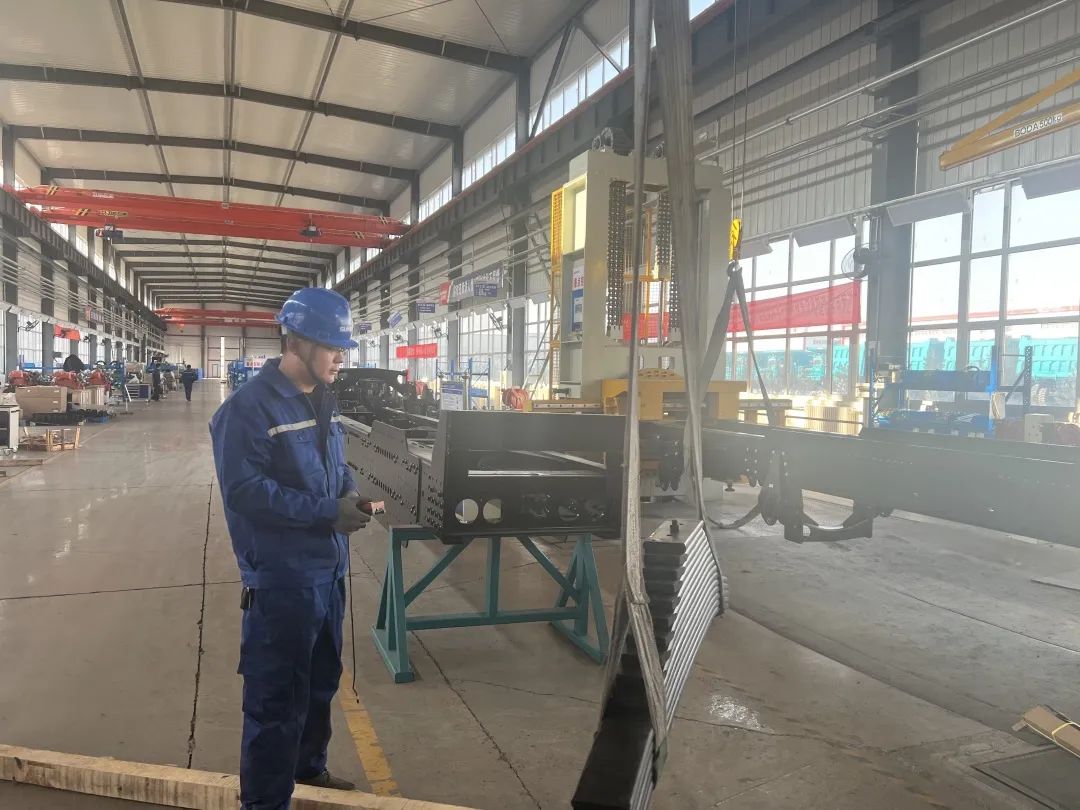 斩获亿元订单！龙8头号玩家巨鼎火热开工