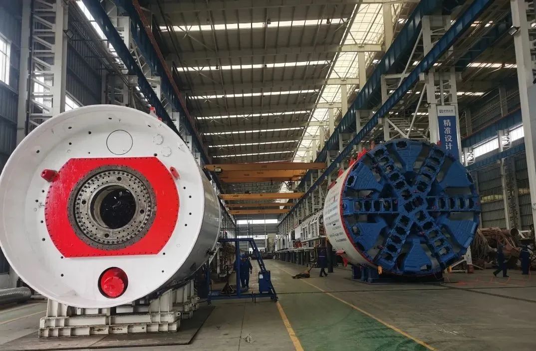 直击生产一线！中铁龙8头号玩家复工复产忙