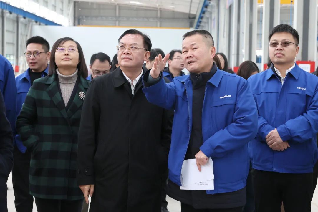 沈裕谋调研龙8头号玩家智能