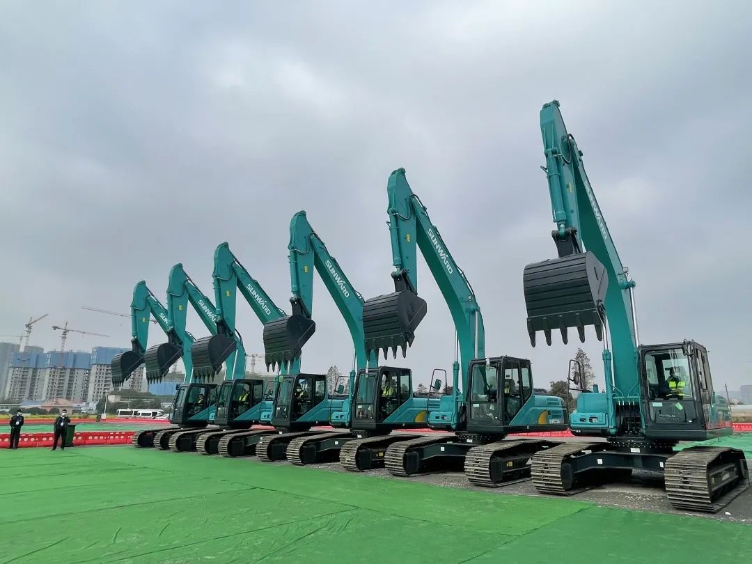 龙8头号玩家智能亮相岳麓山实验室建设项目开工仪式