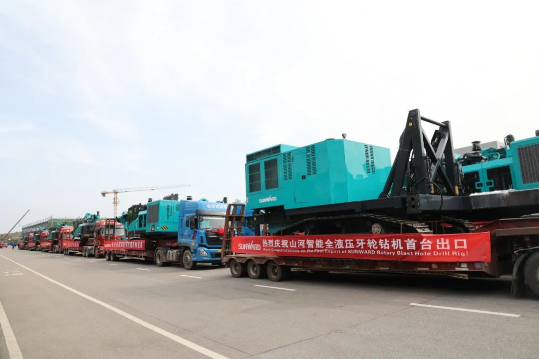 征战全球市。。。。。。。×8头号玩家智能凿岩装备批量发货