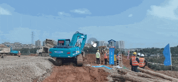 冲锋一线显继续！龙8头号玩家智能挖掘机助力长沙方舱医院建设