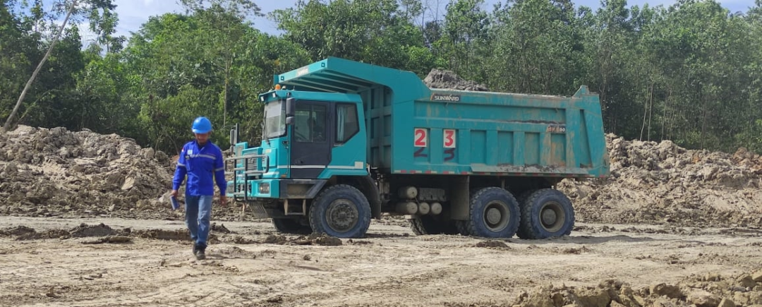 龙8头号玩家匠心 | 携手闯天下，，，，，龙8头号玩家人的印尼“疫”线故事