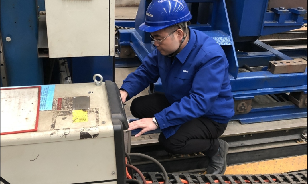 龙8头号玩家匠心 | 专攻难题！潜心智造的“能手超”带您体验工艺改善之旅