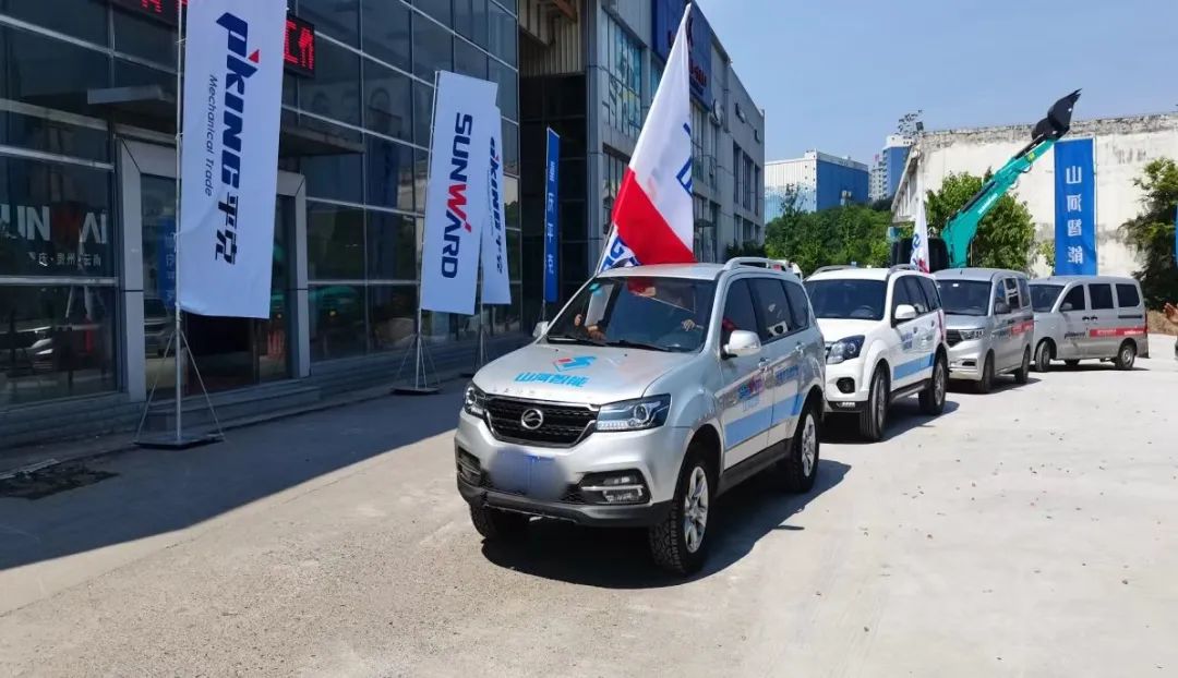 龙8头号玩家匠心 | 知足度100%，，，，，，，他们这样给客户吃下“定心丸”