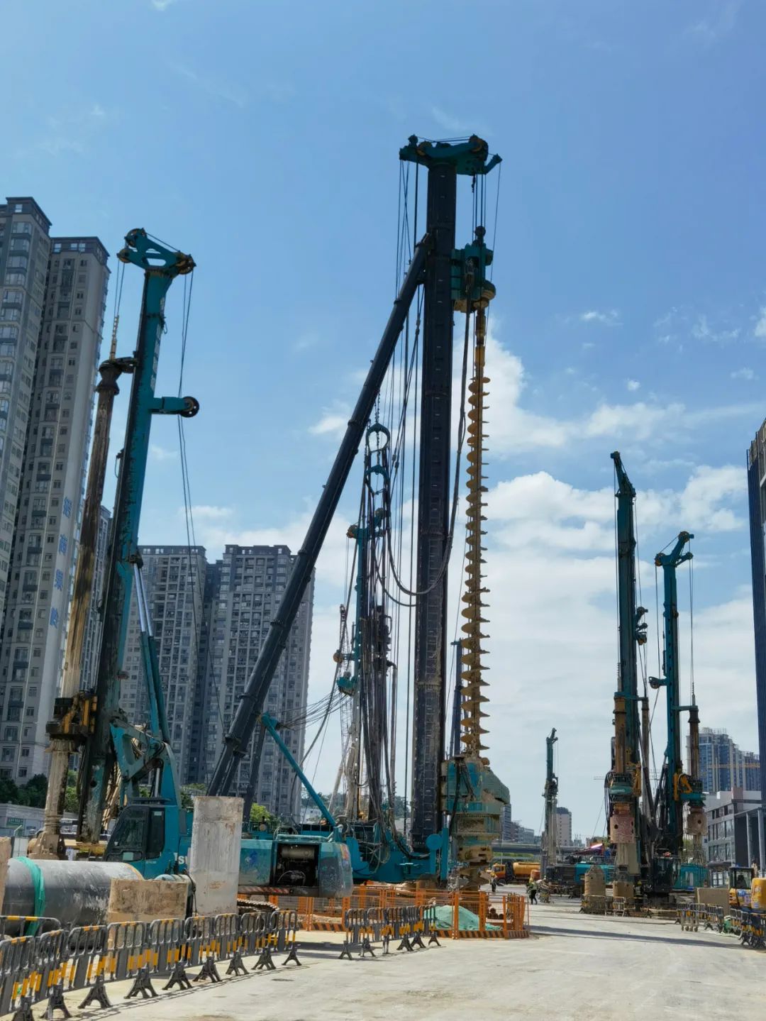 单桩节约87小时！龙8头号玩家智能硬核装备+成套解决计划攻破穗莞深城际轨道施工难题