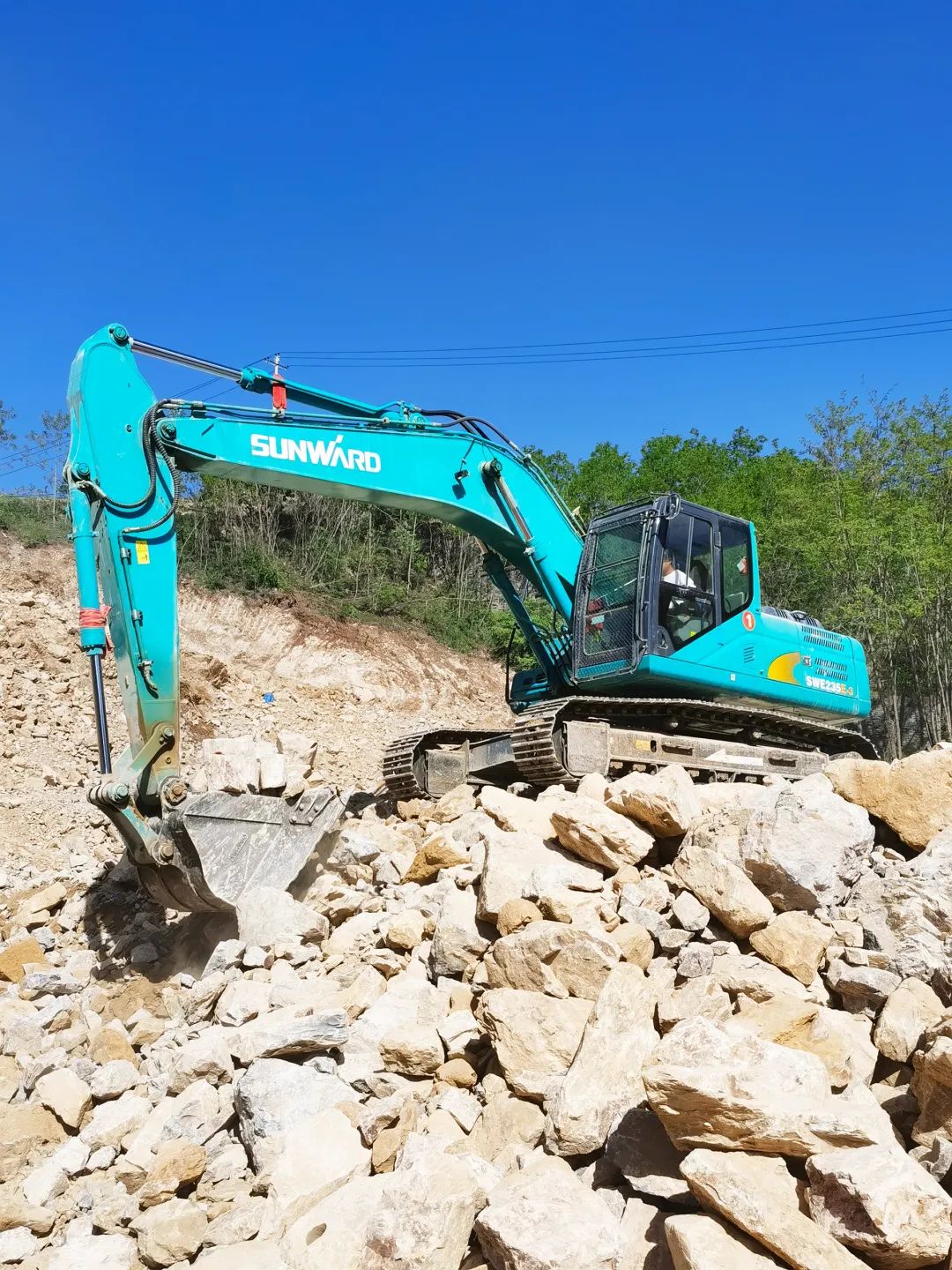 三员龙8头号玩家挖机“悍将”收服“铁粉”一枚，，，，，，凭什么？？？？？？？？