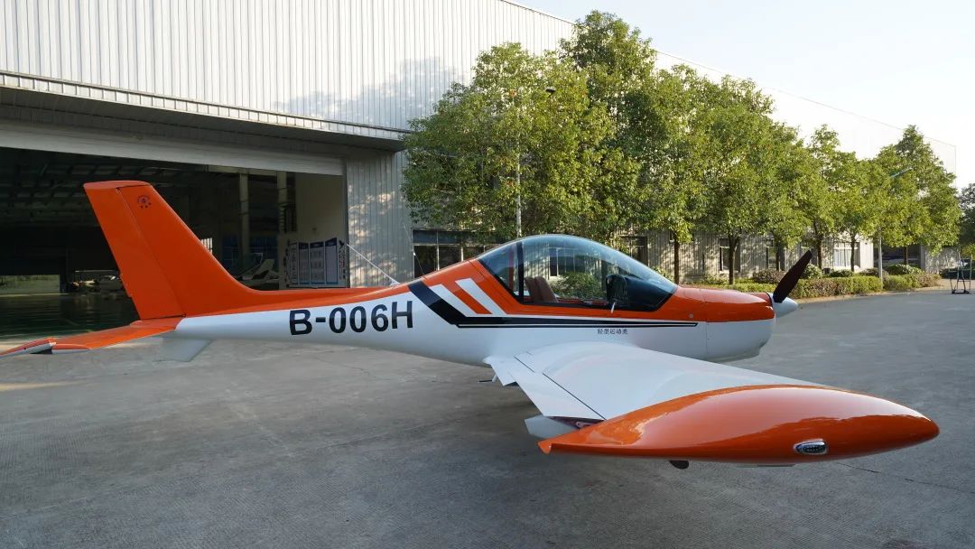 图集 | 阿若拉穿“鲨”衣，，，，，，，尚有更多套装为天空添彩！