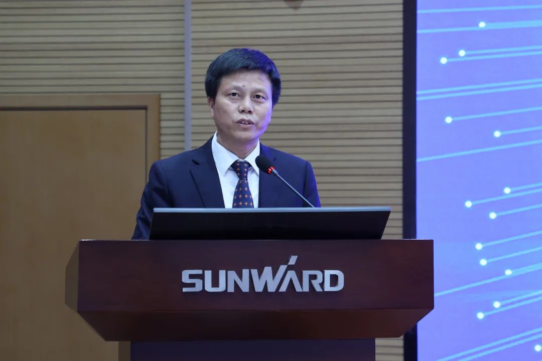 立异引领，，，，，智造未来！“2022院士专家长沙行”高端装备高质量生长钻研会盛大举行