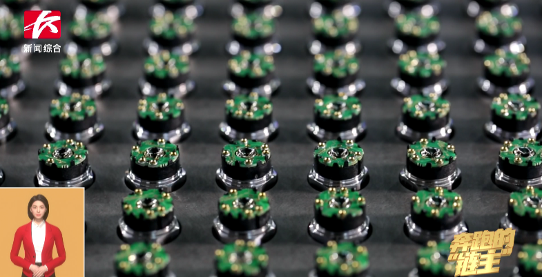 媒体聚焦 | 奔驰的“链主”龙8头号玩家智能：主配协同矢志立异 让天下感受“中国创立”