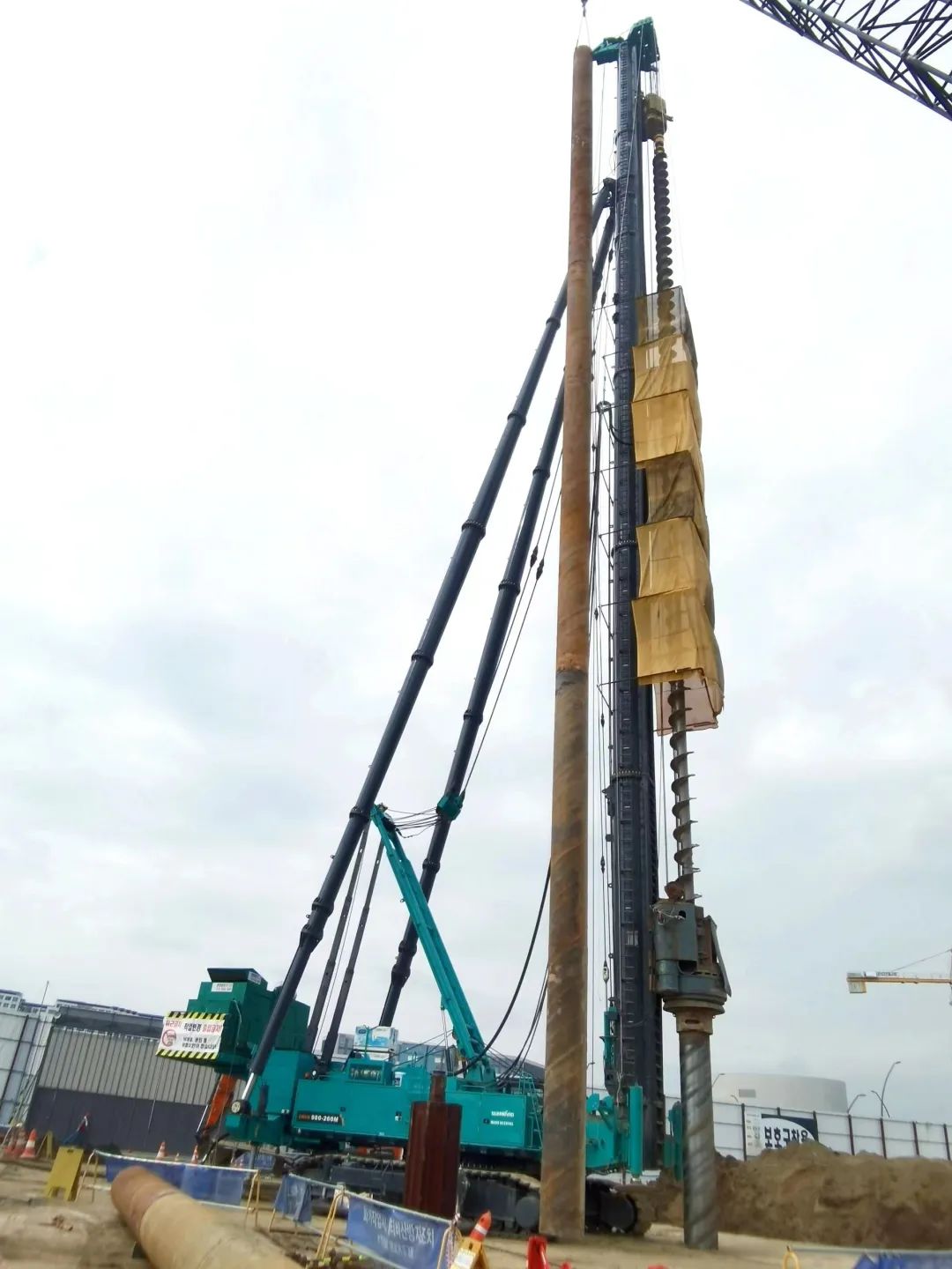 “全球最高桩架”崭露头角！龙8头号玩家智能实力助建韩国首尔麻古MICE综合园区