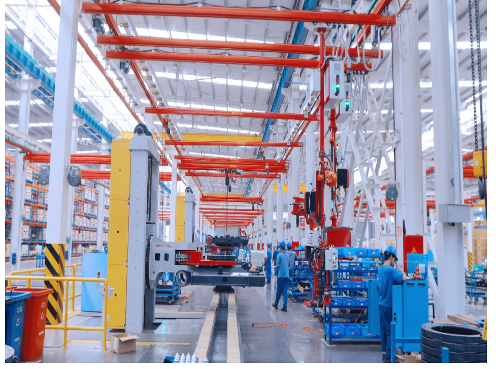 龙8头号玩家智能荣获2021年度中国智能制造最佳实践奖