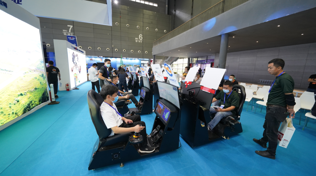 关注！龙8头号玩家航空携全工业链产品及效劳再登湖南（国际）通航展览会