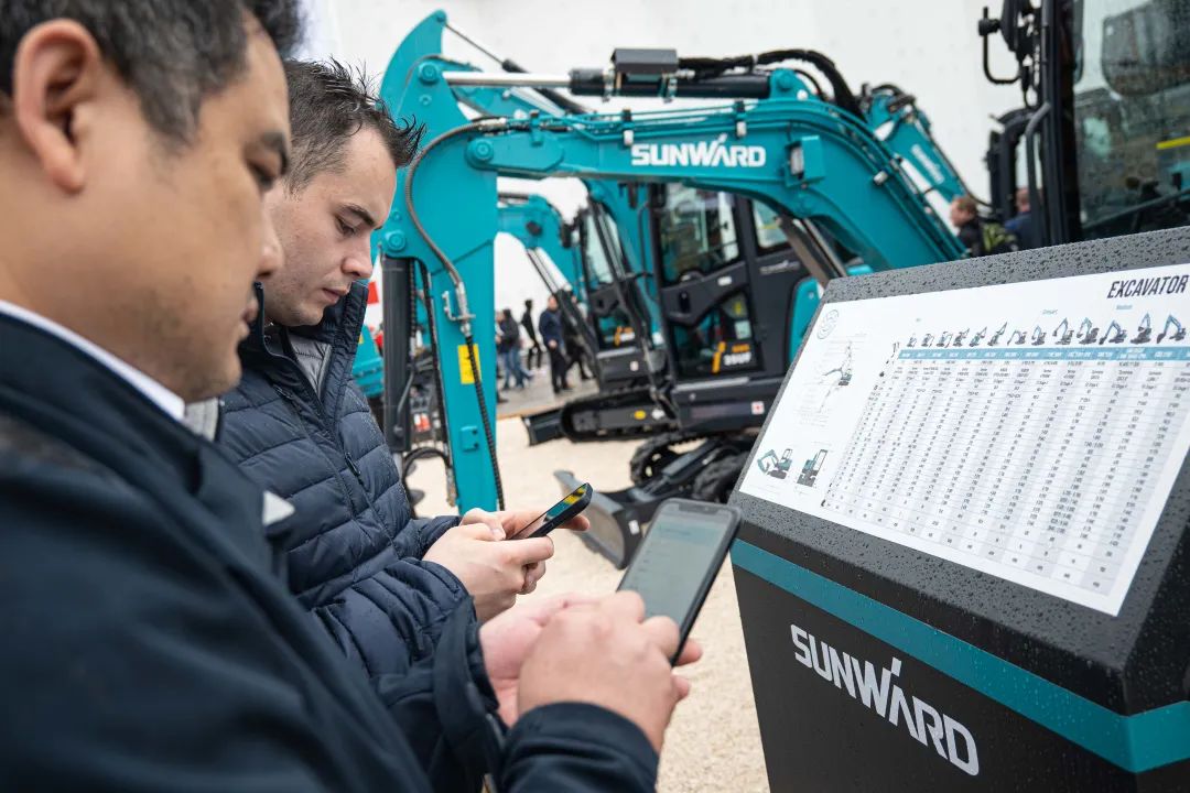 Bauma 2022 | 一连加码欧洲高端市场，，，，，“龙8头号玩家绿”闪灼德国慕尼黑