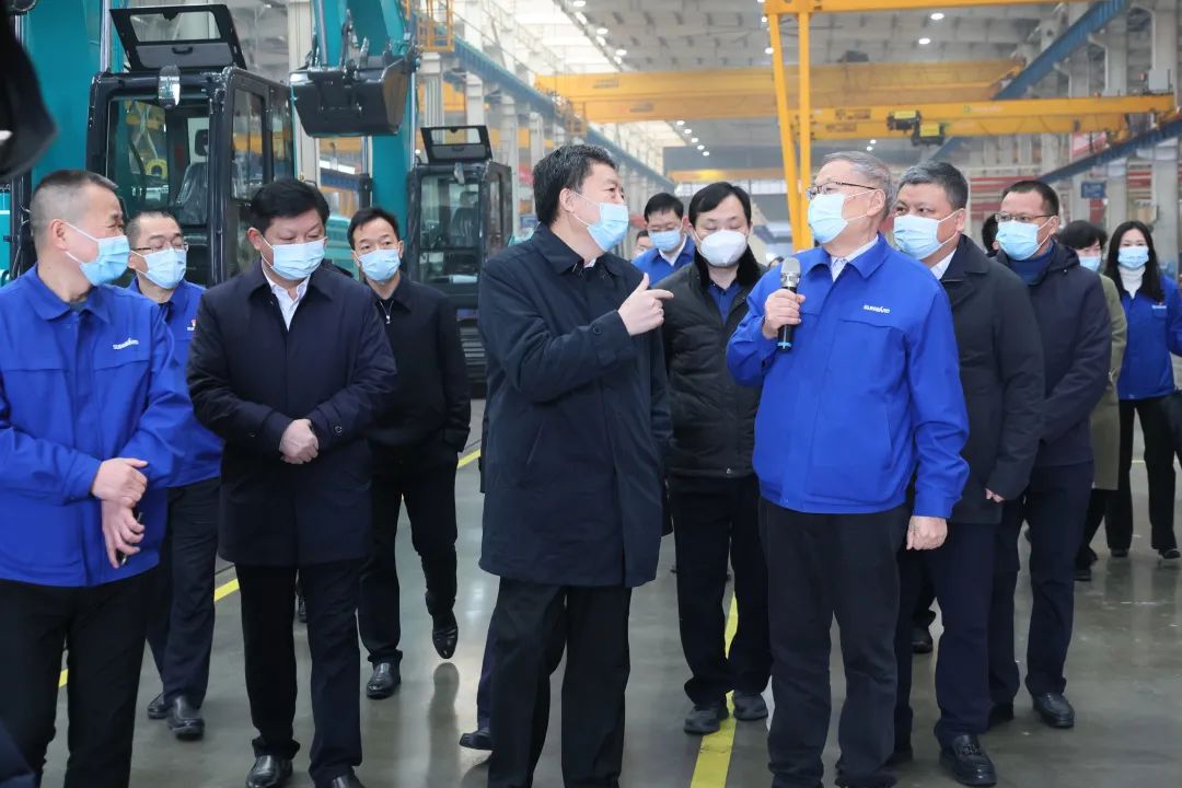 省政协主席毛万春调研龙8头号玩家智能