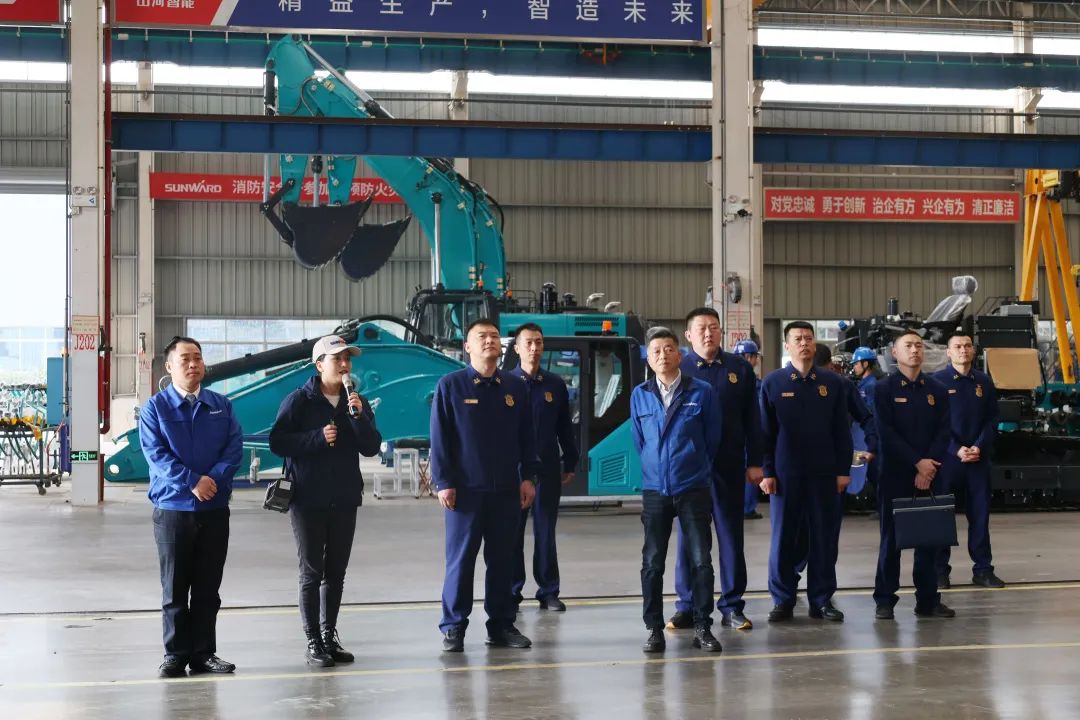 龙8头号玩家逍遥协同，，，，，，，，助力应抢救援！龙8头号玩家特装、龙8头号玩家科技与国家消防救援局无邪支队签署战略相助同伴关系协议