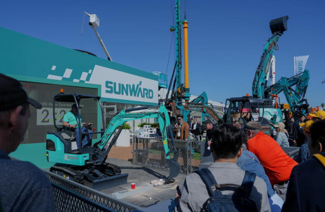 拉展直播 | 推动“中国制造”走向天下！龙8头号玩家智能2023美国拉展圆满收官