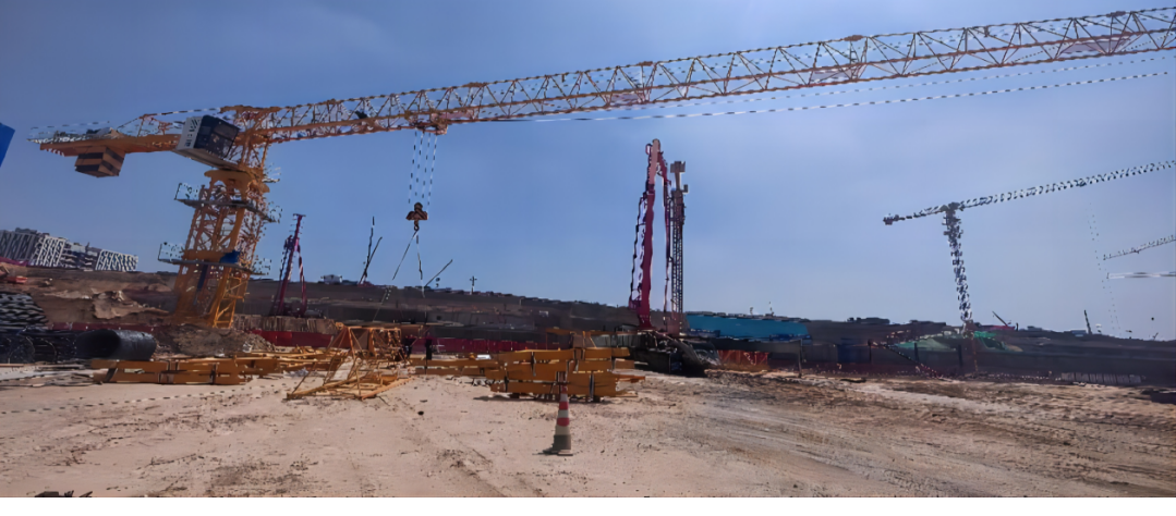 郁勃西北！龙8头号玩家江麓修建起重机械助建西安都会经济圈