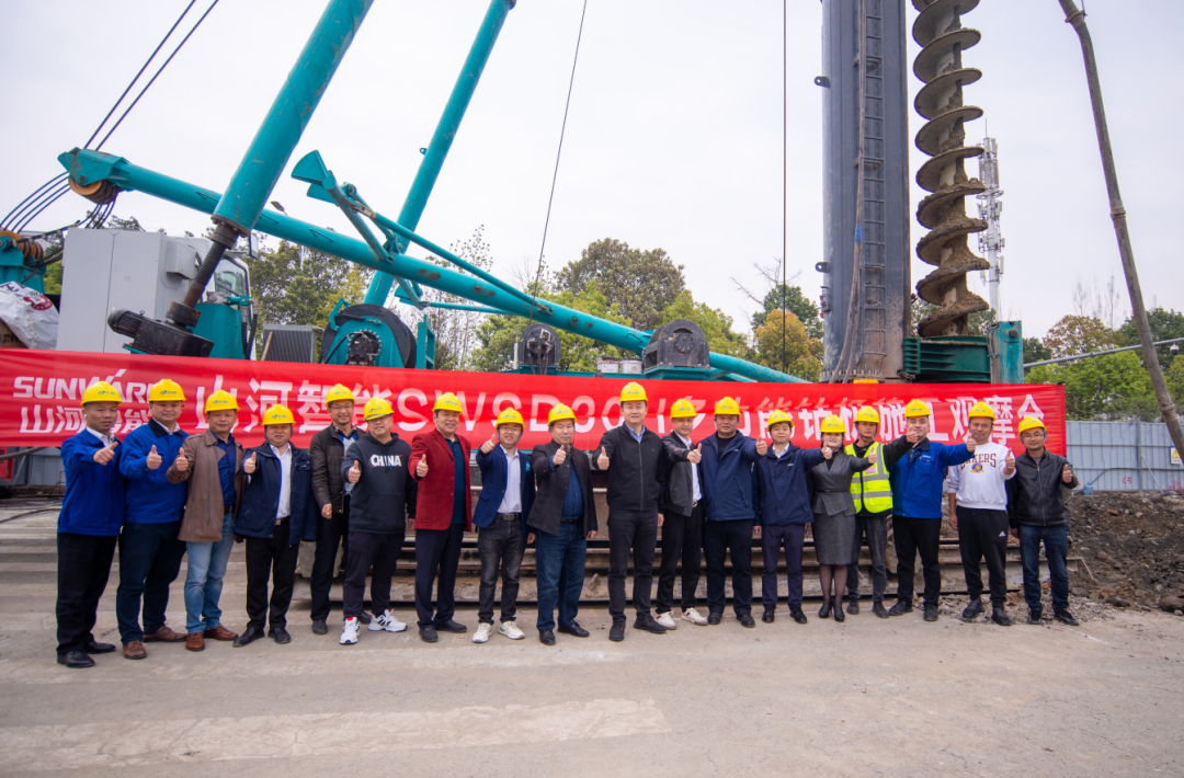 客户站台新品推介会！龙8头号玩家智能这些装备产品再获口碑认定