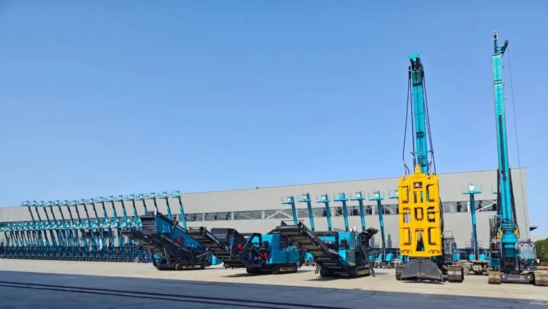 2023 CICEE | 进场布展！倒计时3天，，，，，，，龙8头号玩家智能亮点剧透来了