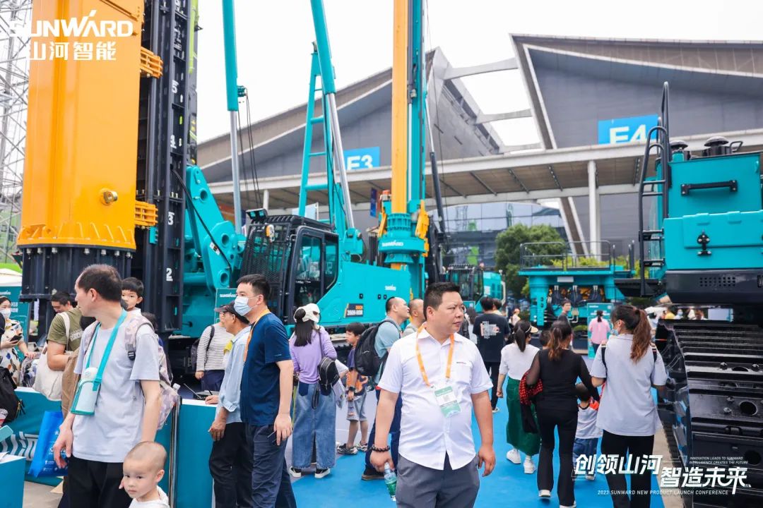 2023 CICEE | 全球工程机械盛会完善落幕！龙8头号玩家智能交出闪亮答卷