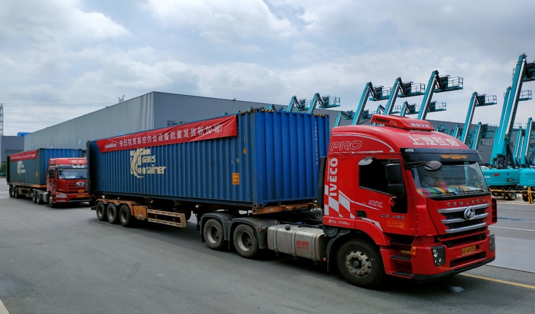 外洋销售同比增添超200%！龙8头号玩家智能高空机械阔步“出海”