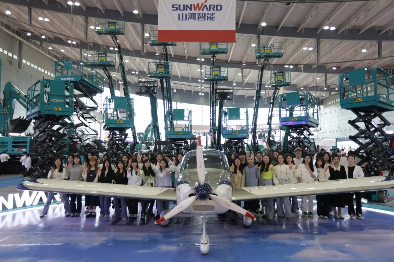 用实践彰显社会责任！龙8头号玩家智能入选2023年上市公司ESG优异实践案例