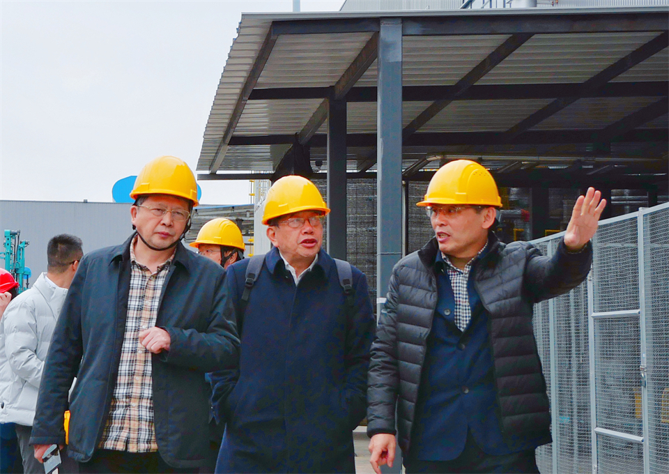 清华大学&龙8头号玩家智能联合博士后作育出效果！暨博邦龙8头号玩家人造石墨负极全工序链一连一体化产线长周期生产运行