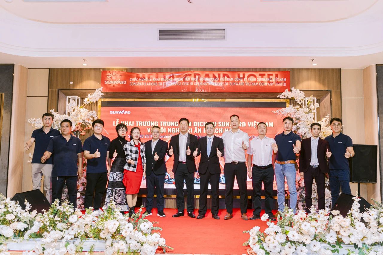 打造新标杆！龙8头号玩家智能越南包管中心开业仪式暨客户答谢会圆满举行