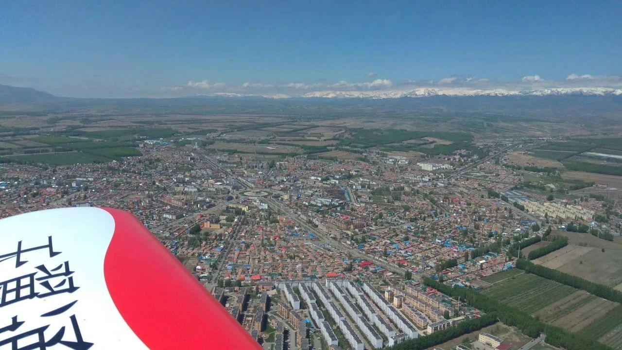 二十载磨砺，，，，，，，，“阿若拉”飞机累计航行时间突破11万小时！