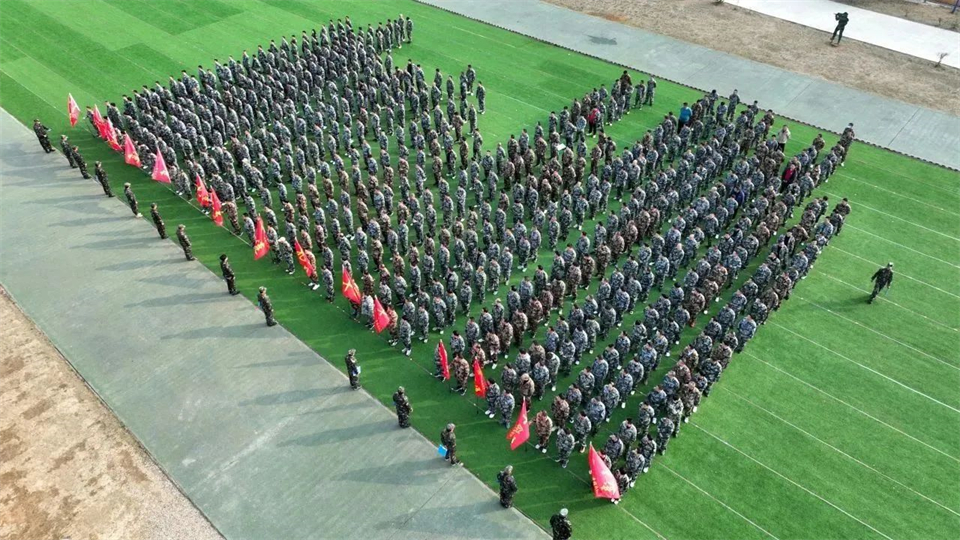 新春第一课，，，，，，，开启新征程！龙8头号玩家智能2024年营销春季培训乐成举行