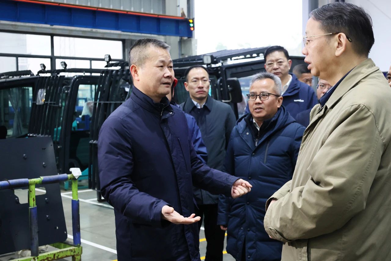 文树勋带队走访调研龙8头号玩家智能